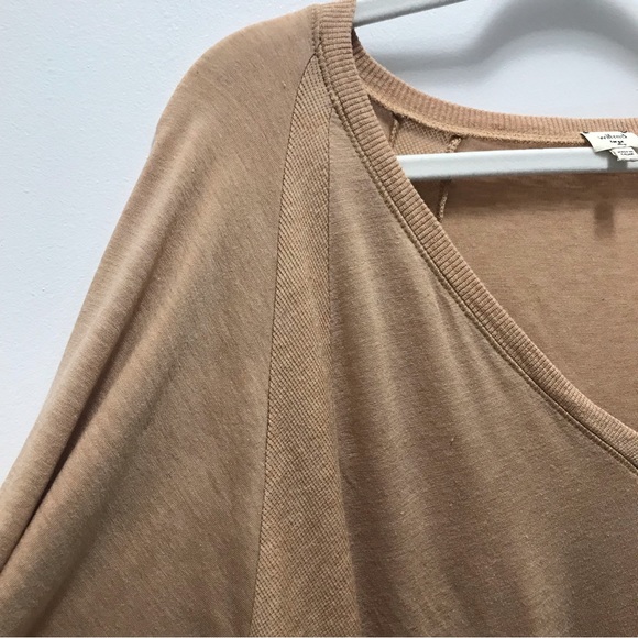 Aritzia Wilfred tan vneck long sleeve top size Large - Picture 4 of 9